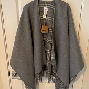 Burberry Vintage Check Wool Reversible Cape